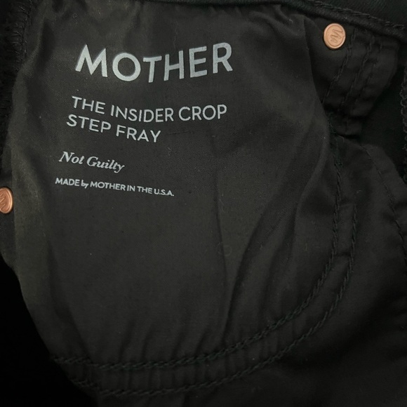 Mother The Insider Crop Step Fray in Not Guilty - Picture 10 of 12